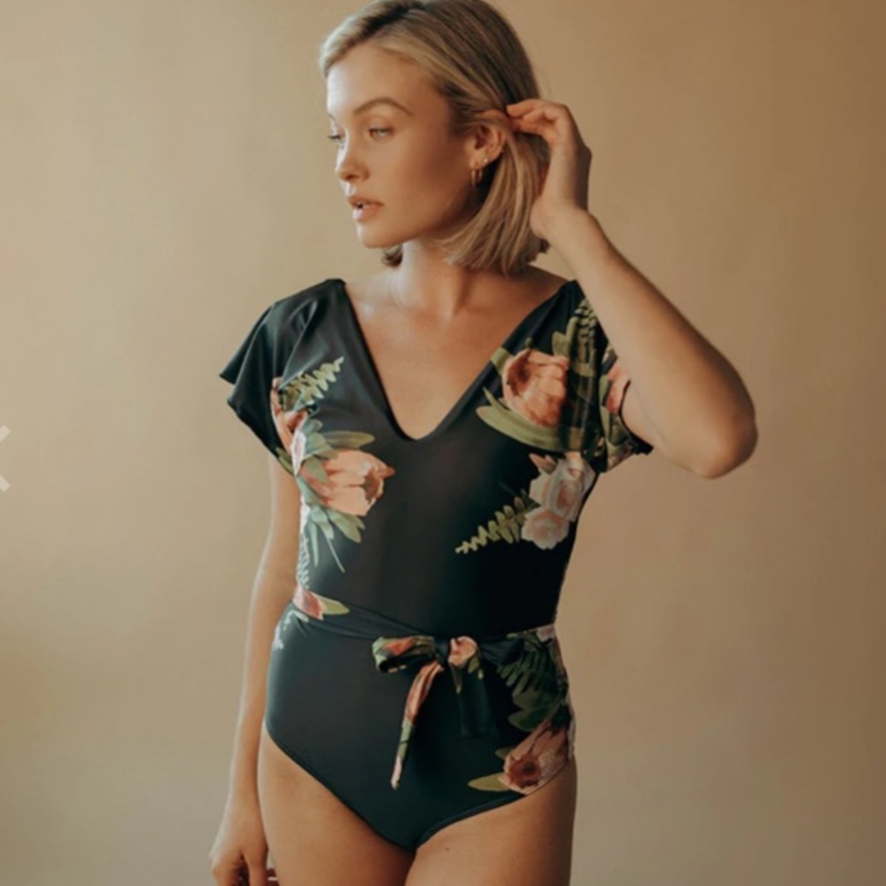 Albion Carolina Cape One-Piece, Sz S